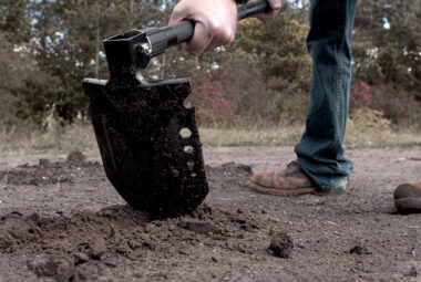 Survival Shovel