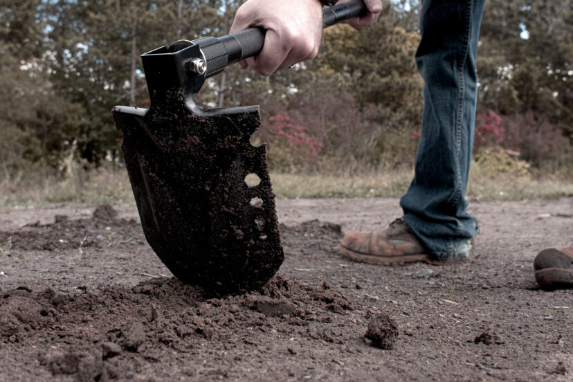 Survival Shovel
